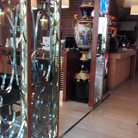 洛斯布拉塞罗斯酒店
